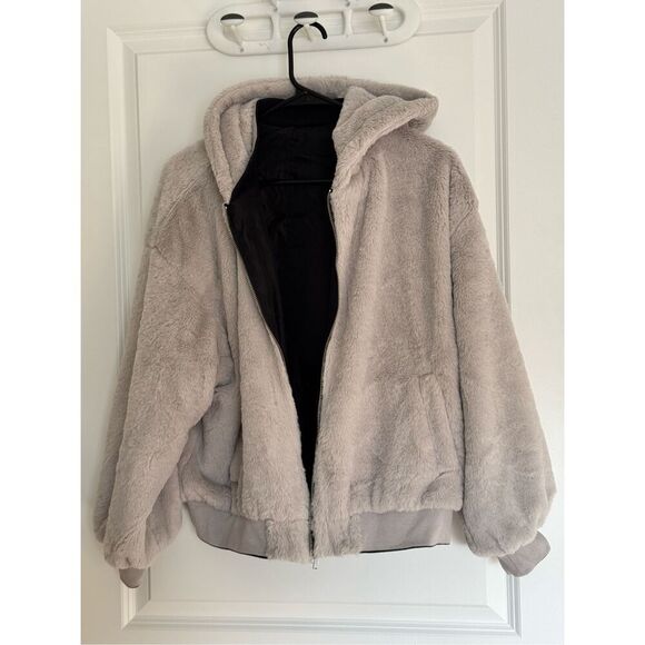 Reversible Jackets - Picture 9 of 13